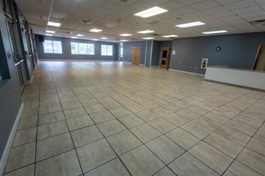 Multipurpose_Room_Etris.jpg